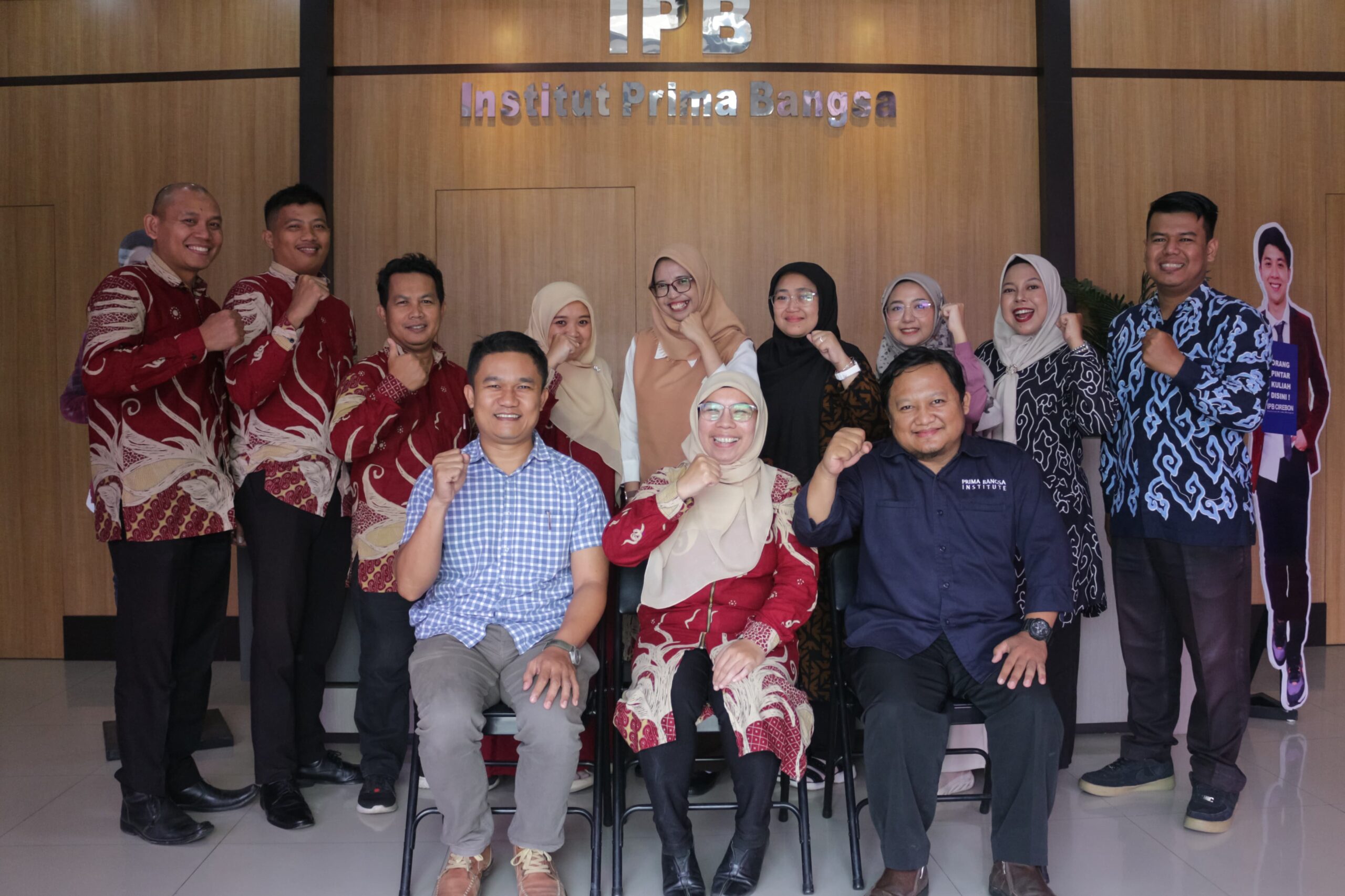 UNIKOM Forms Strategic Collaboration with the English Language and Literature Program of IPB Cirebon